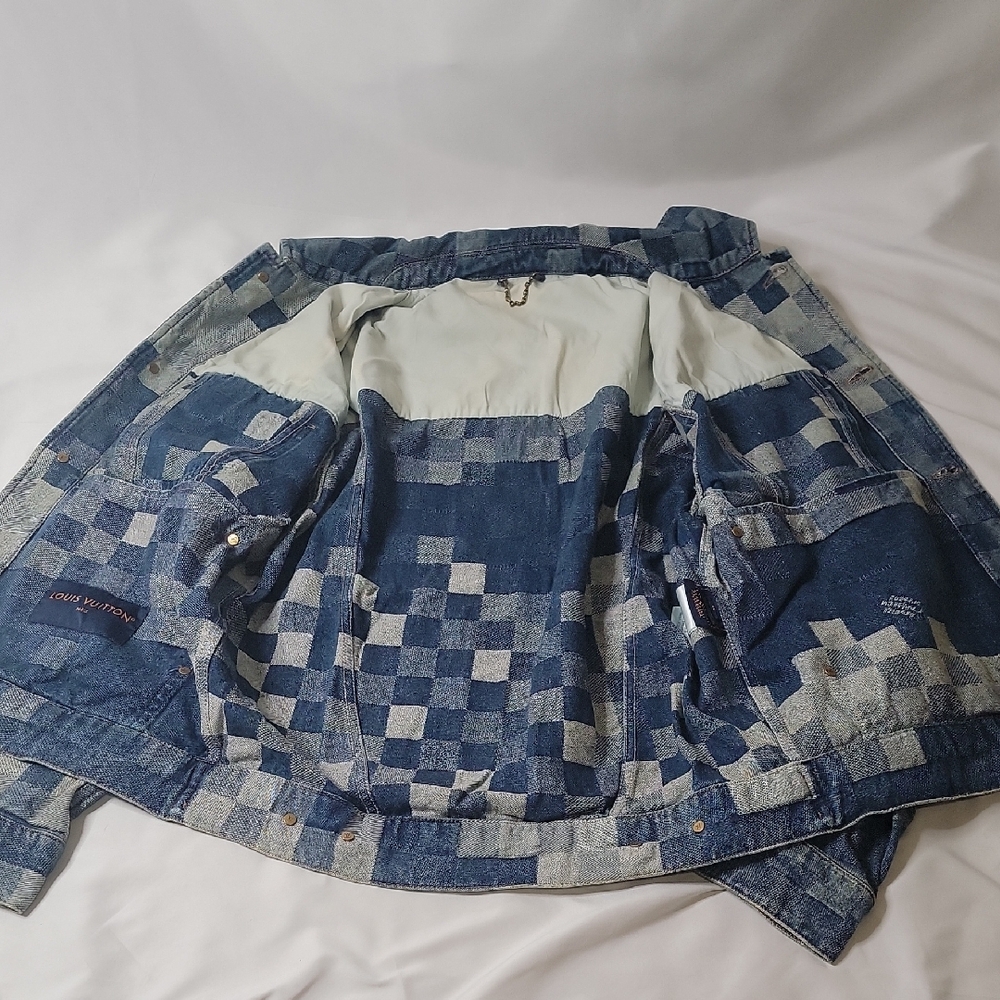 Louis Vuitton Damier Classic Washed Indigo Denim Jacket - Picture 9 of 9